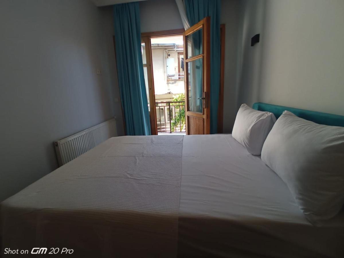 Buyukada Cinar Hotel (Adults Only) Адалар Екстериор снимка